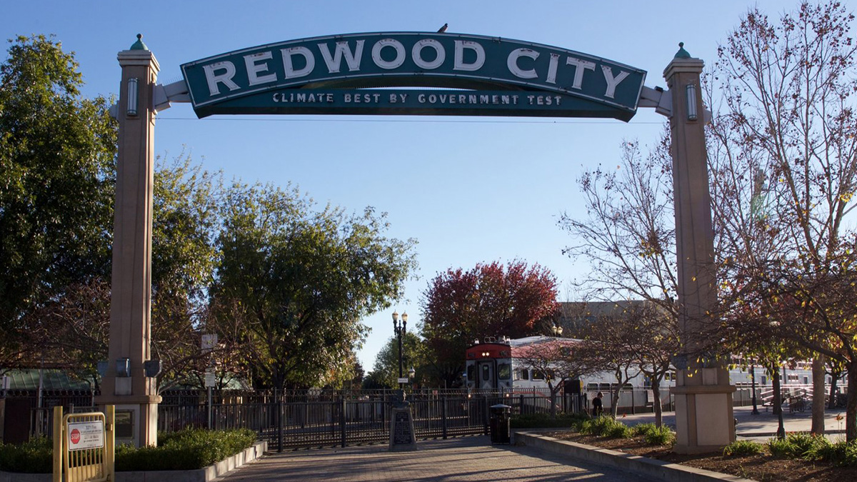 004 - Redwood City