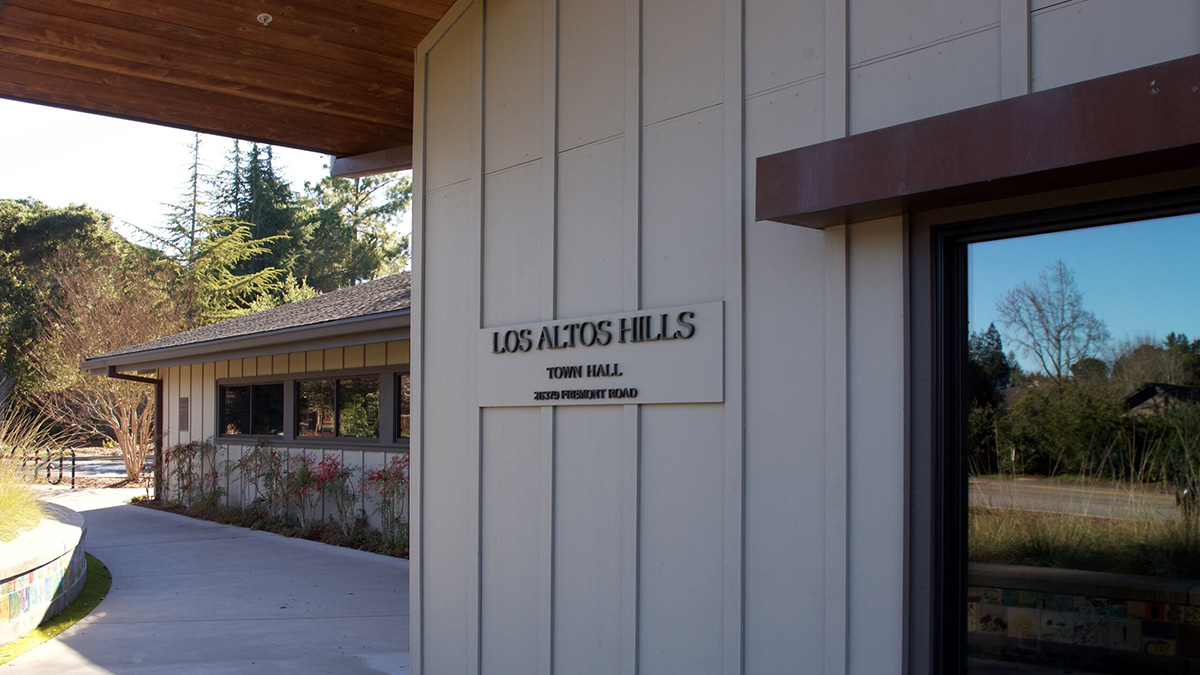 005 - Los Altos Hills